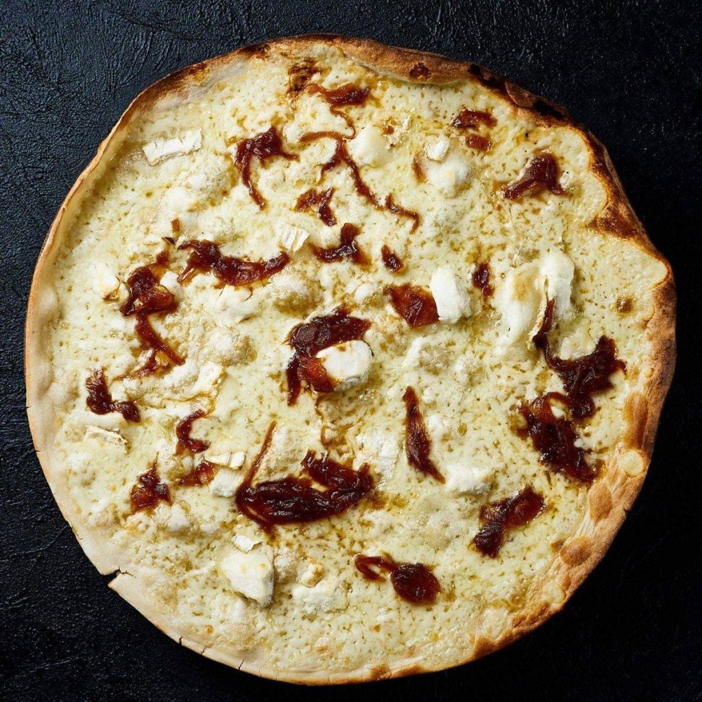 Pizza de queso de cabra: ingredientes y nuestra Cabrita